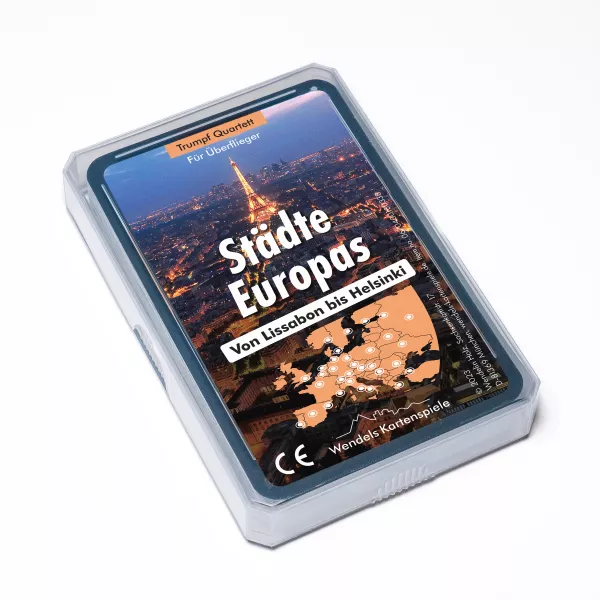 Wendels - Städte Europas Quartett - ist ein lehrreiches Kartenspiel, das 32 bedeutende europäische Städte abdeckt. Jede Karte bietet sechs Kategorien mit Informationen über die Städte, wie z. B. Bevölkerungszahl und Wahrzeichen. Es ist ideal für Stadtliebhaber und Geographie-Enthusiasten.